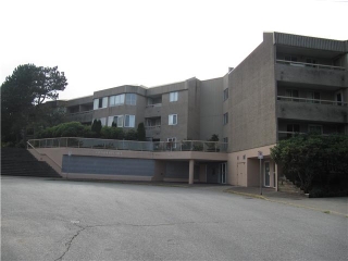 Main Photo: 213 9632 120A Street in Surrey: Cedar Hills Condo for sale in "CHANDLERS HILL" (North Surrey)  : MLS®# F1424538